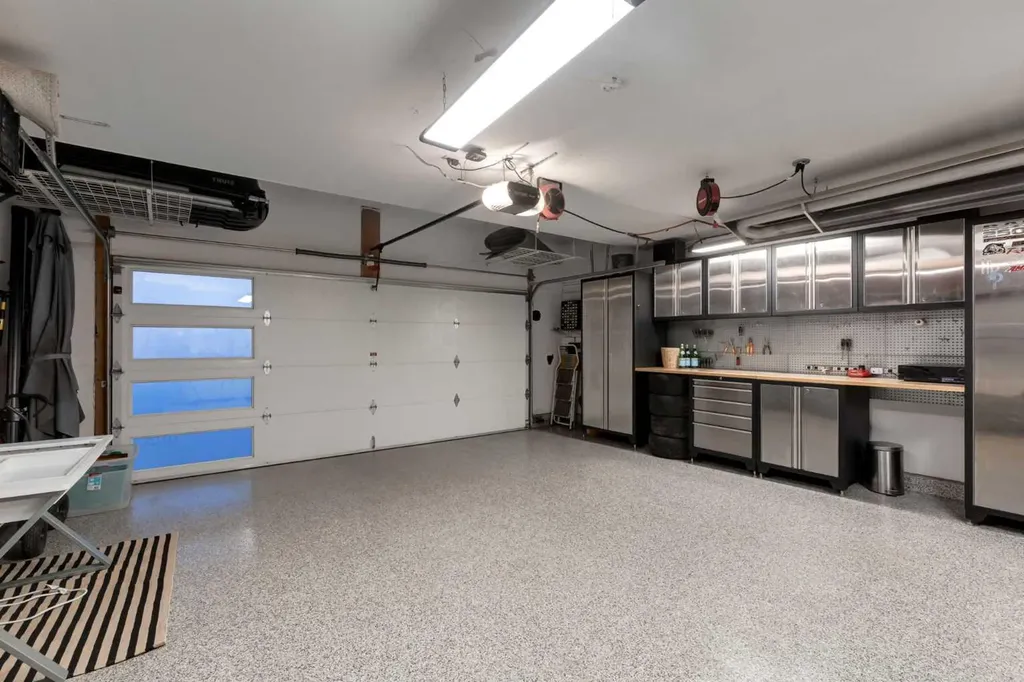 29 Cranleigh Park SE Calgary AB T3M1H3