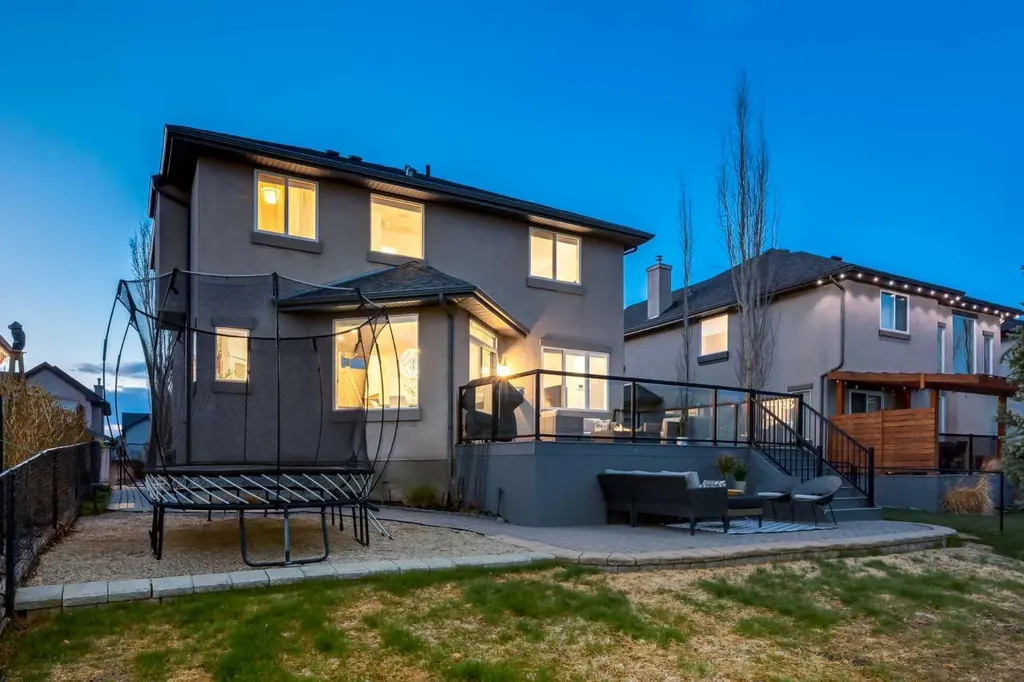 29 Cranleigh Park SE Calgary AB T3M1H3