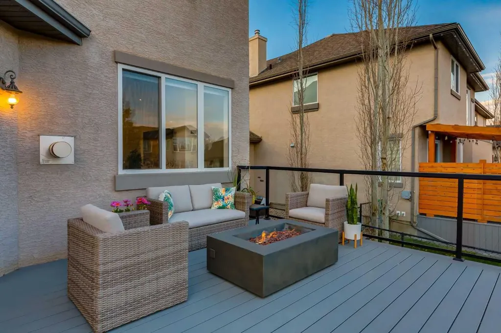 29 Cranleigh Park SE Calgary AB T3M1H3