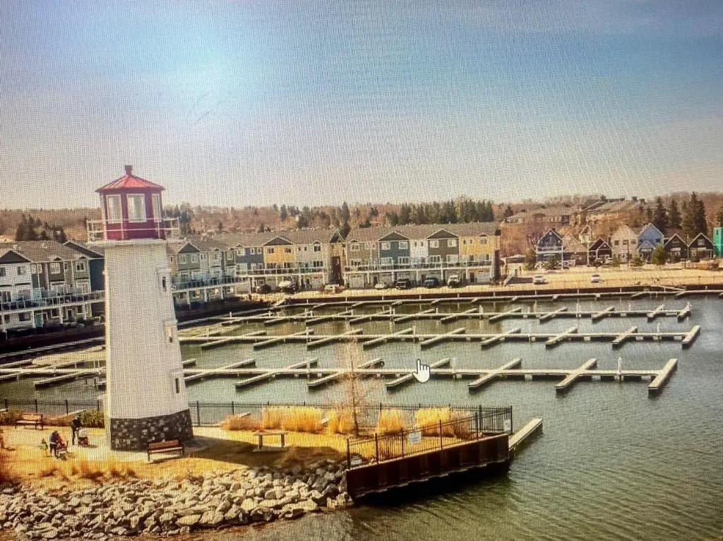 5230 Lakeshore Drive Sylvan Lake AB T4S 1Y8