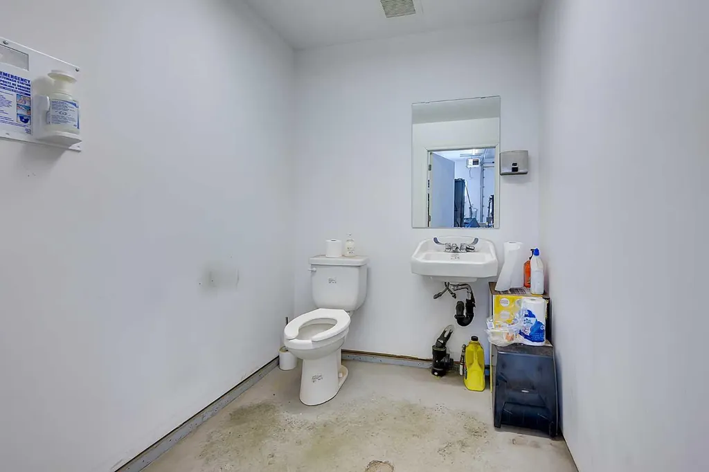 105 303a Larch Close Rural Red Deer County AB T4E 1B4