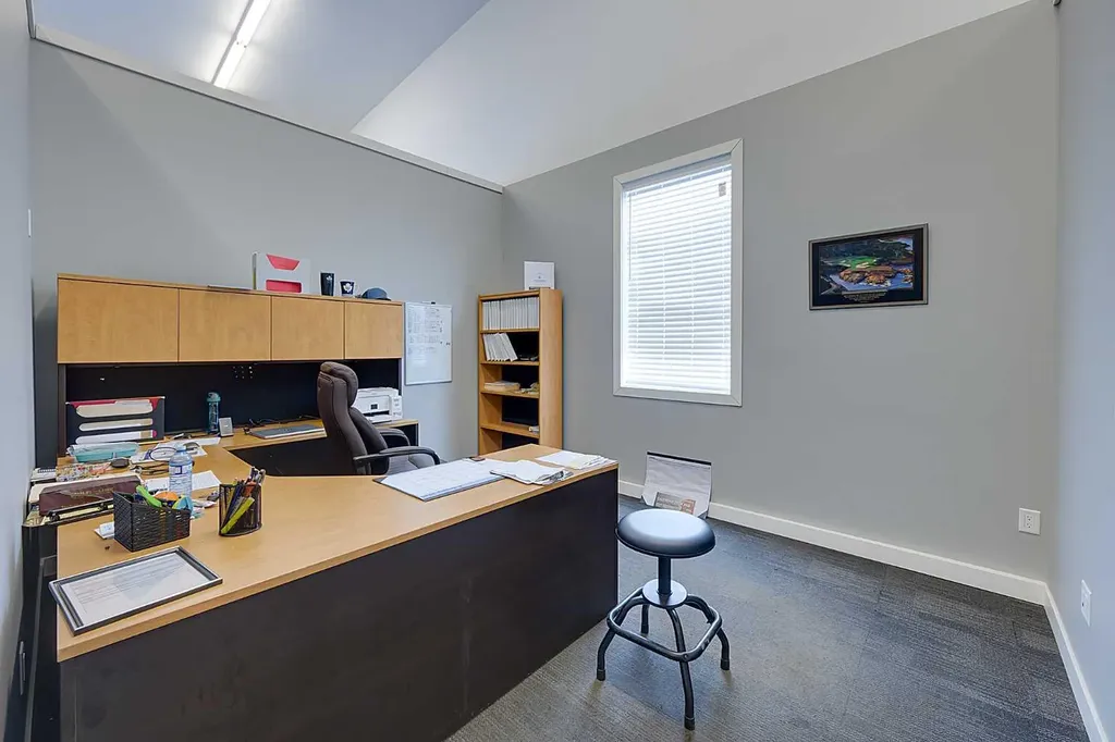 105 303a Larch Close Rural Red Deer County AB T4E 1B4