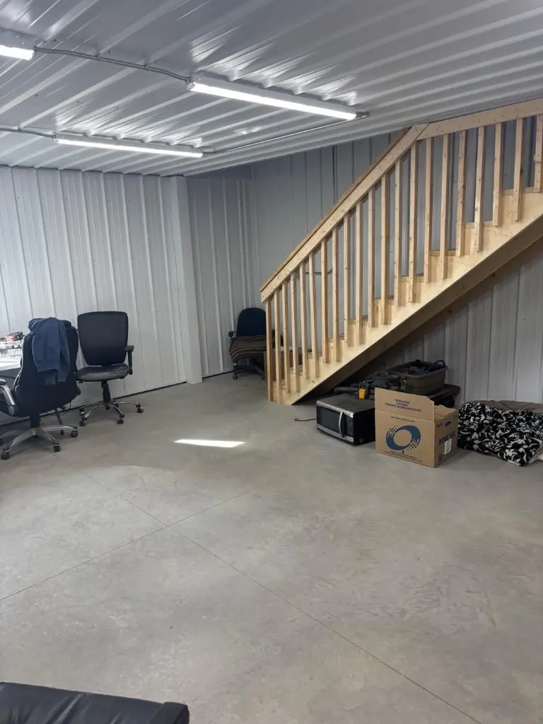47017 21 Highway Rural Camrose County AB t4v2m9
