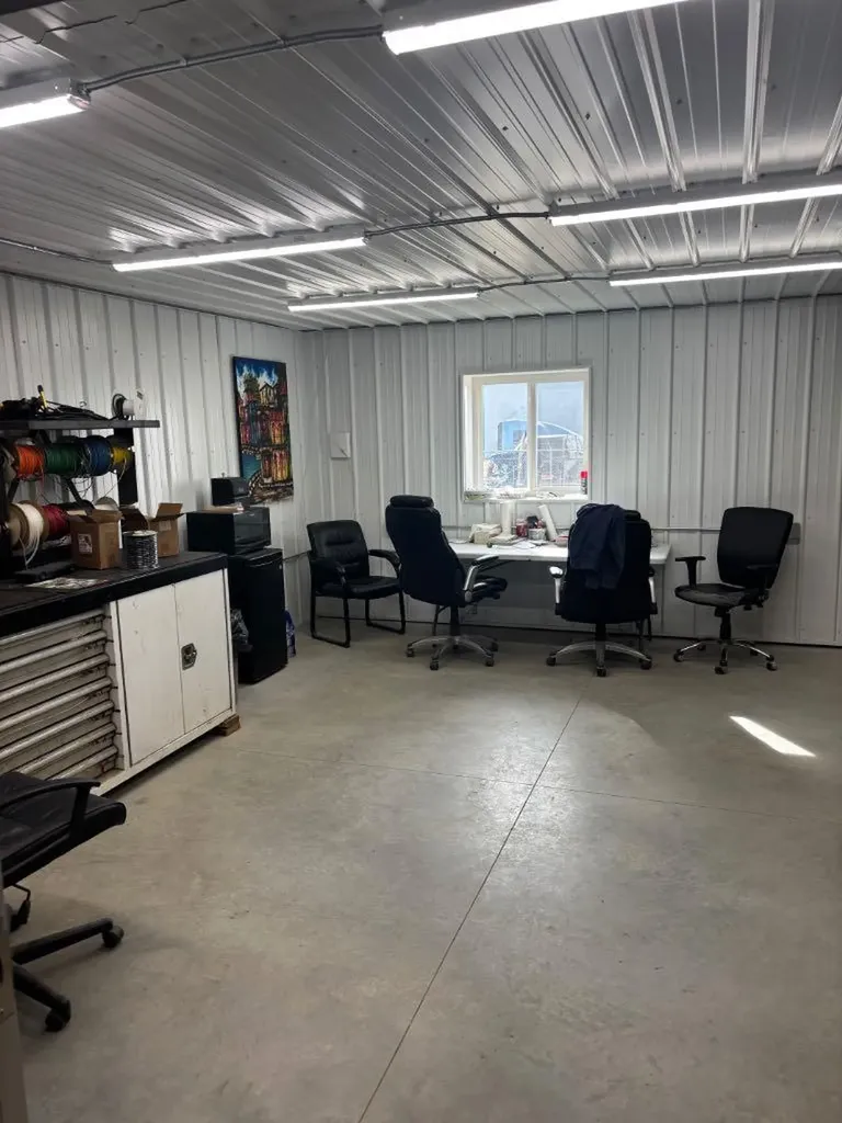 47017 21 Highway Rural Camrose County AB t4v2m9