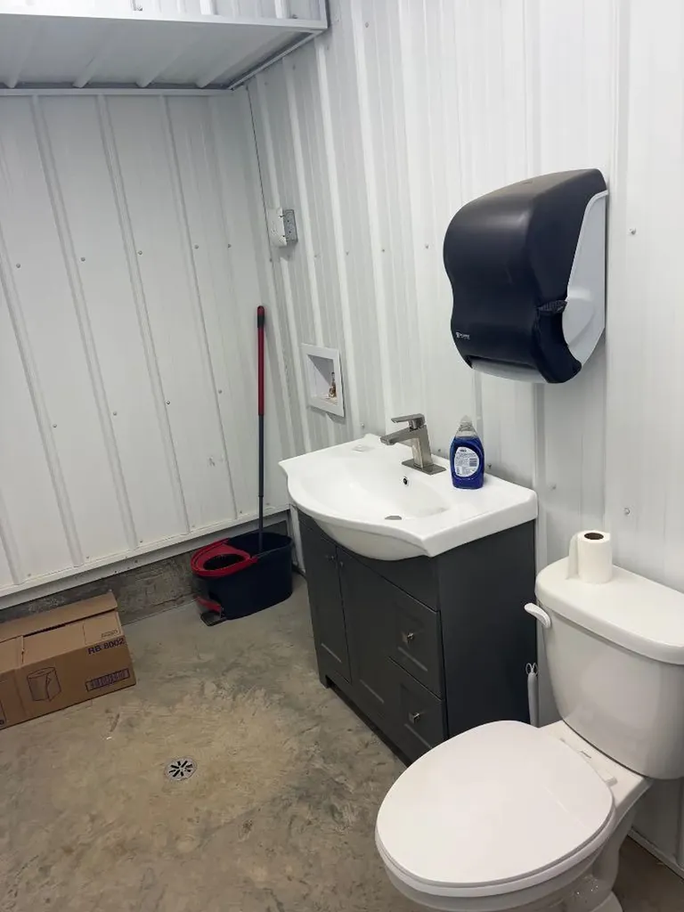 47017 21 Highway Rural Camrose County AB t4v2m9
