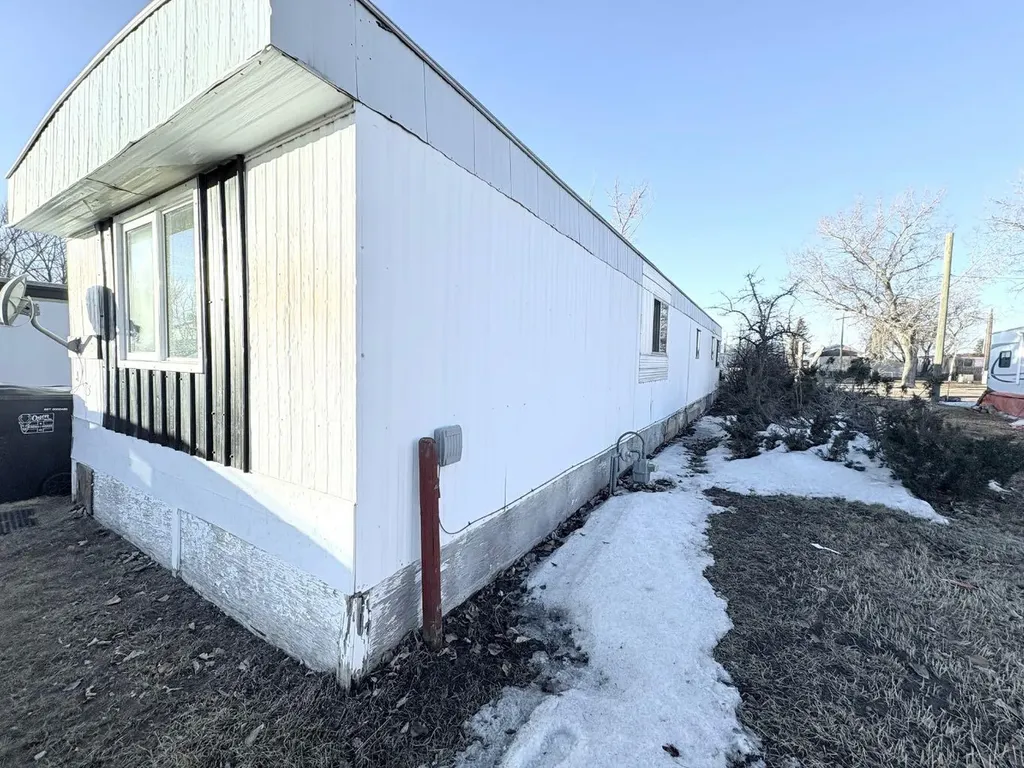 #3 1 Street E Oyen AB T0J2J0