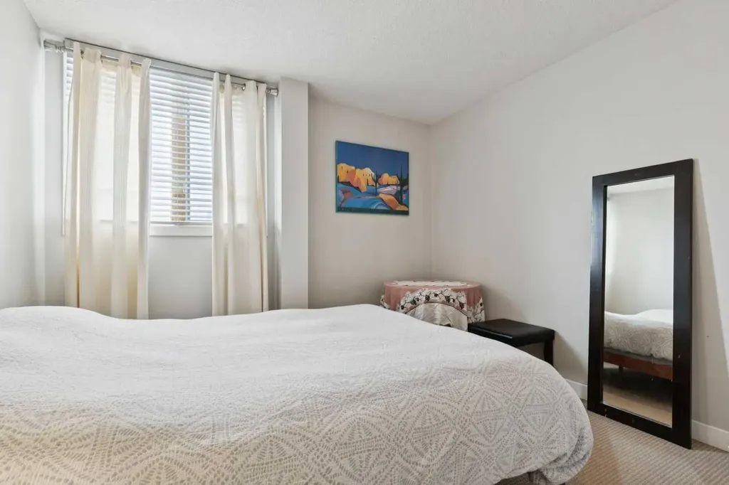 1225 15 Avenue SW Calgary AB T3C 0X6