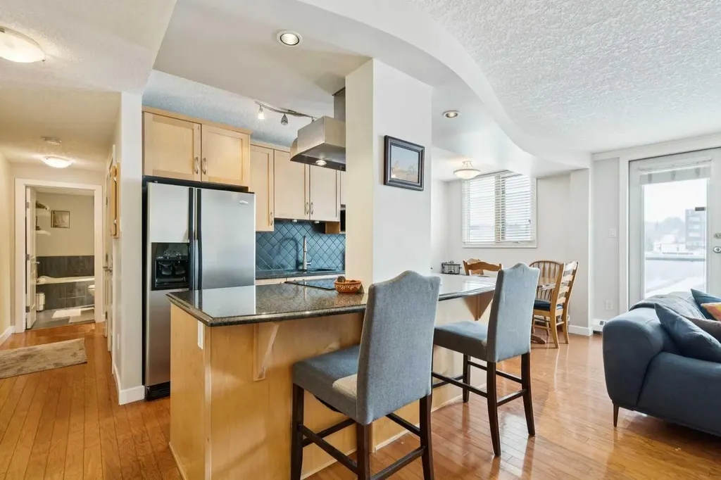 1225 15 Avenue SW Calgary AB T3C 0X6