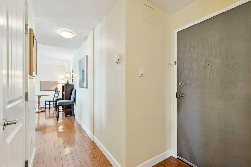 1225 15 Avenue SW Calgary AB T3C 0X6