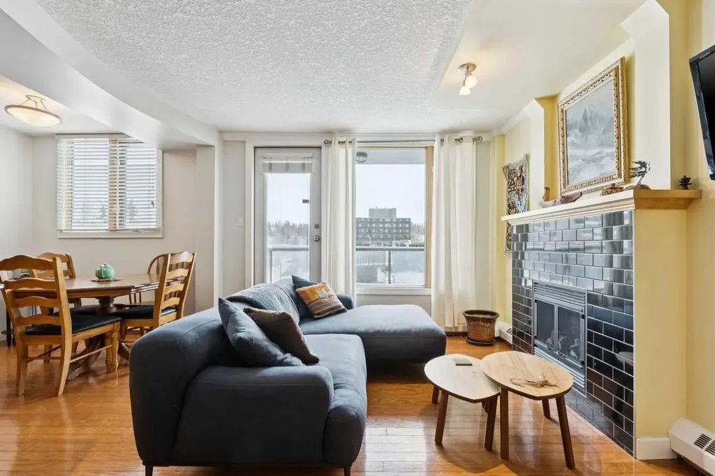 1225 15 Avenue SW Calgary AB T3C 0X6