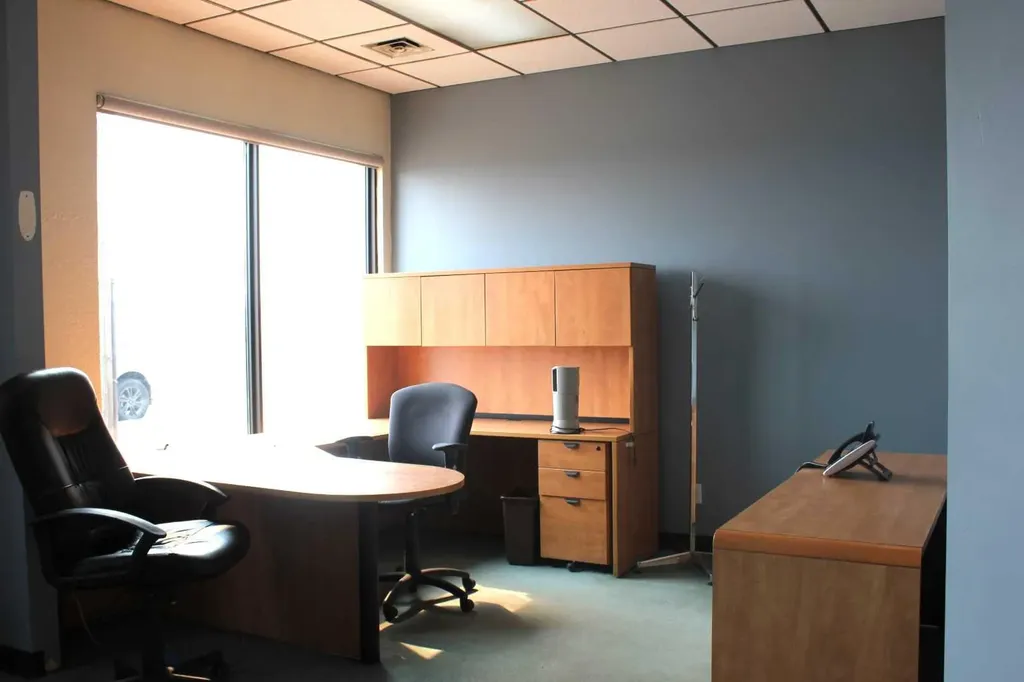 1954 10 Avenue NW Medicine Hat AB T1A 7J5