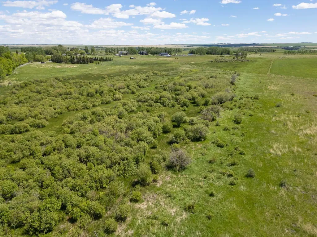 306085 92 Street E Rural Foothills County AB T0L 0X0