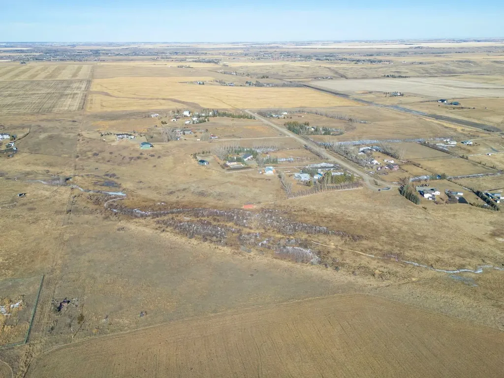 306085 92 Street E Rural Foothills County AB T0L 0X0
