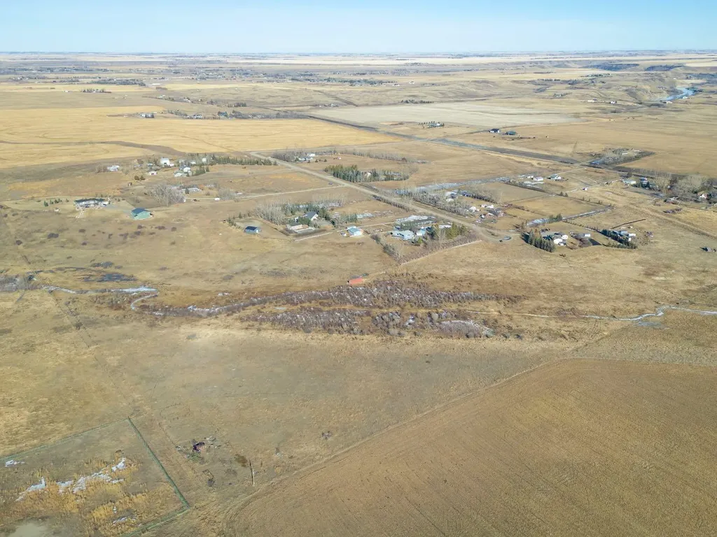 306085 92 Street E Rural Foothills County AB T0L 0X0