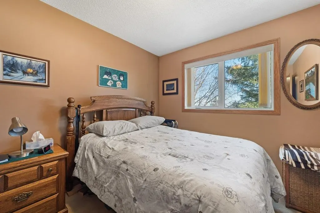 52 Macewan Park Heights NW Calgary AB T3K 3W7