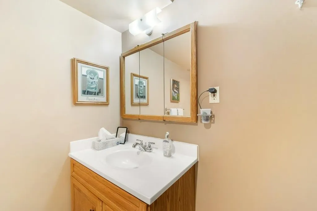 52 Macewan Park Heights NW Calgary AB T3K 3W7