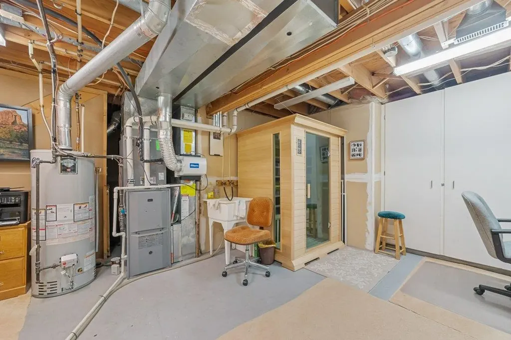 52 Macewan Park Heights NW Calgary AB T3K 3W7