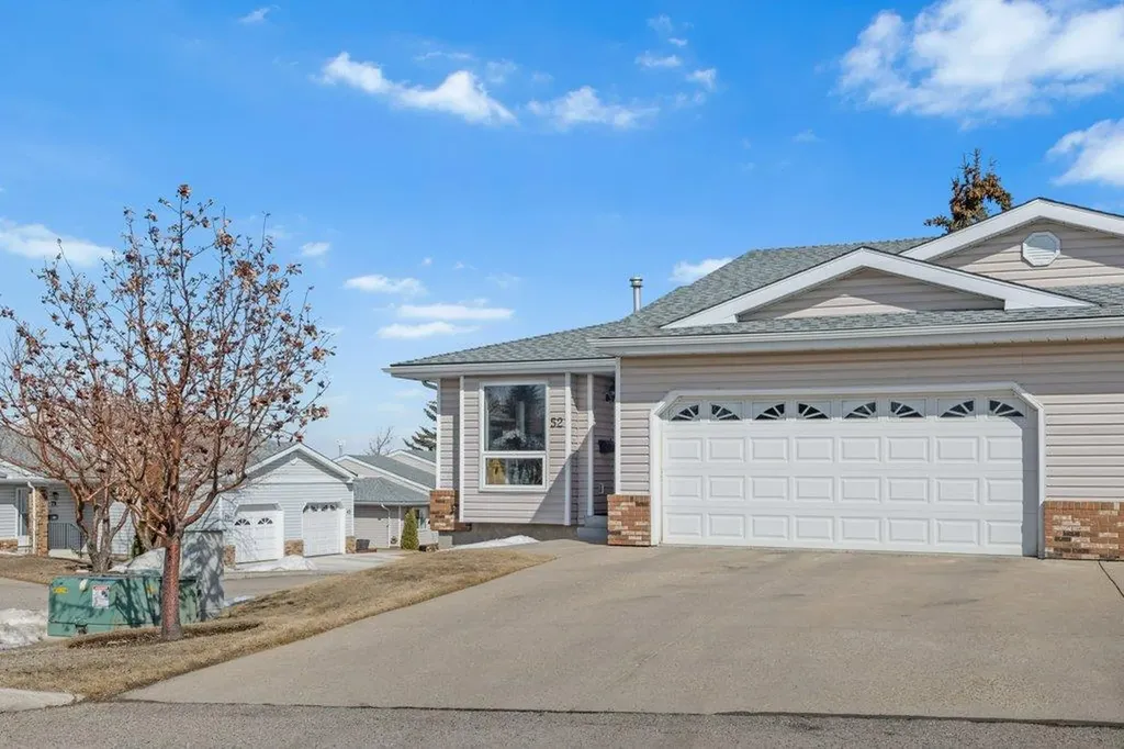 52 Macewan Park Heights NW Calgary AB T3K 3W7