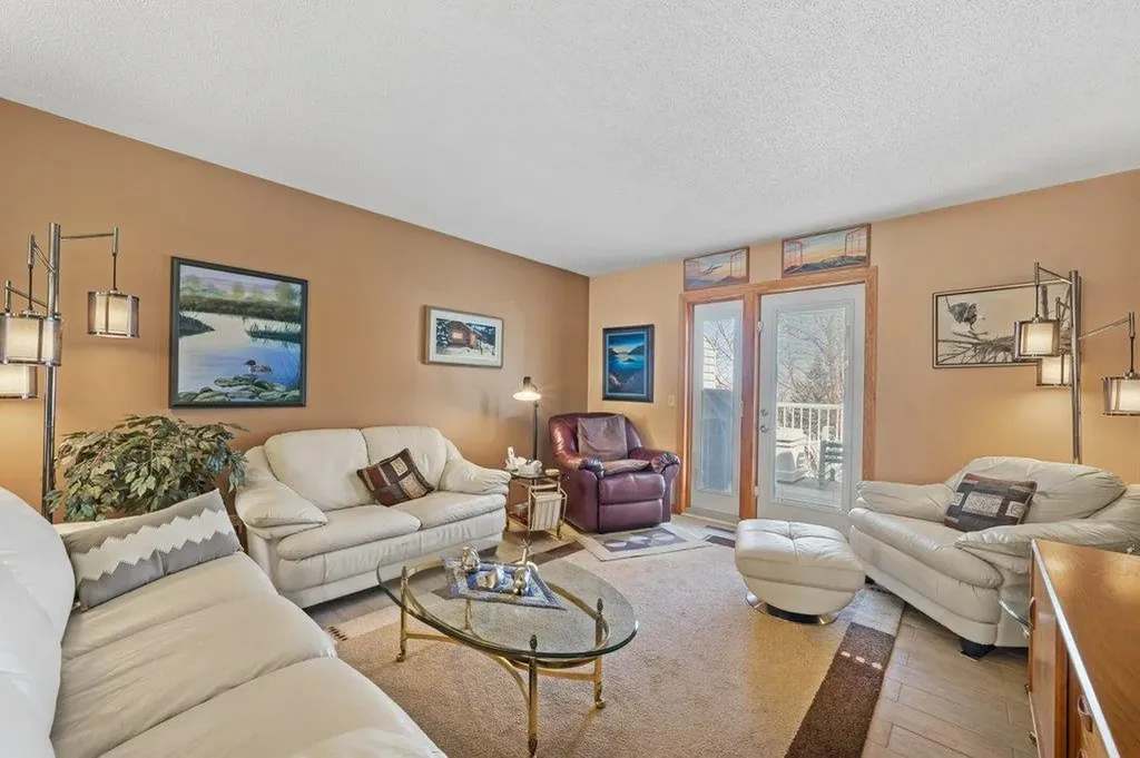 52 Macewan Park Heights NW Calgary AB T3K 3W7