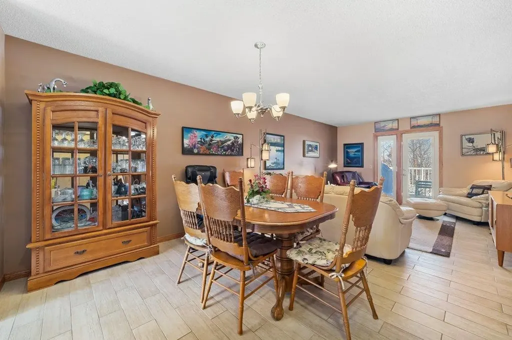 52 Macewan Park Heights NW Calgary AB T3K 3W7