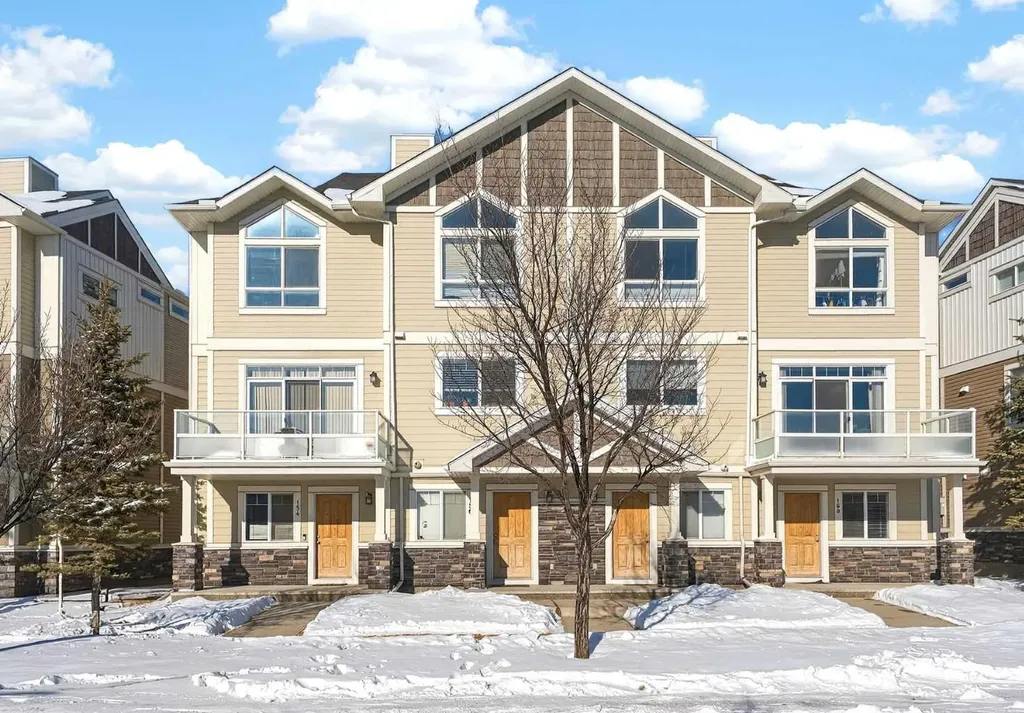 156 Skyview Ranch Road NE Calgary AB T3N 0G3