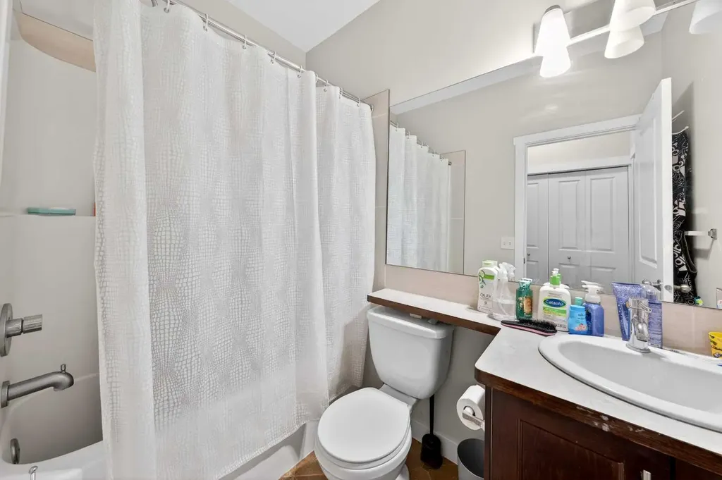156 Skyview Ranch Road NE Calgary AB T3N 0G3