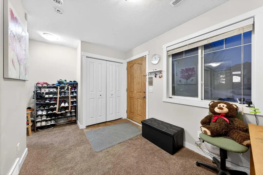 156 Skyview Ranch Road NE Calgary AB T3N 0G3