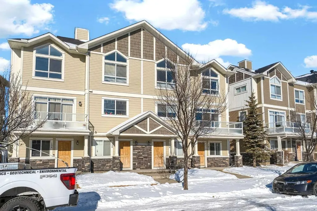 156 Skyview Ranch Road NE Calgary AB T3N 0G3
