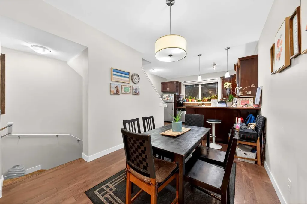 156 Skyview Ranch Road NE Calgary AB T3N 0G3