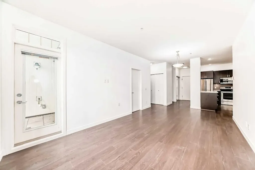 22 Auburn Bay Link SE Calgary AB T3M 1Z8