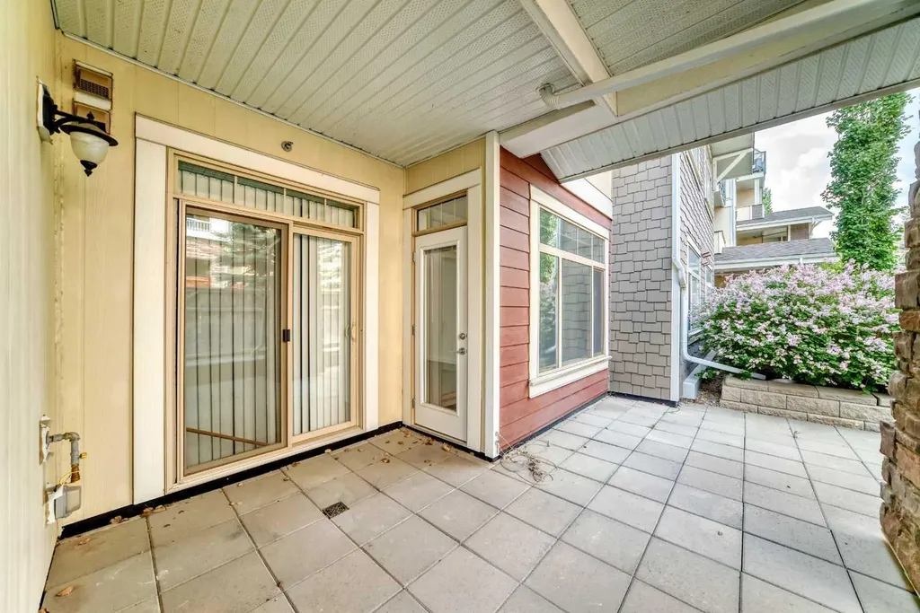 22 Auburn Bay Link SE Calgary AB T3M 1Z8