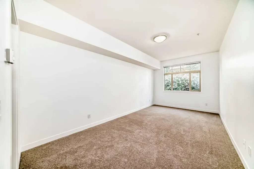 22 Auburn Bay Link SE Calgary AB T3M 1Z8