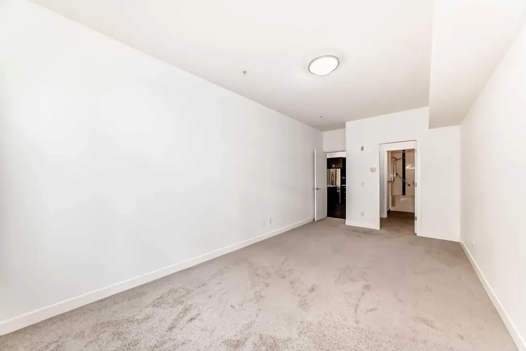 22 Auburn Bay Link SE Calgary AB T3M 1Z8