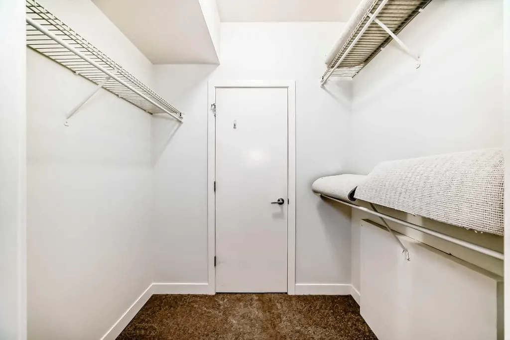 22 Auburn Bay Link SE Calgary AB T3M 1Z8