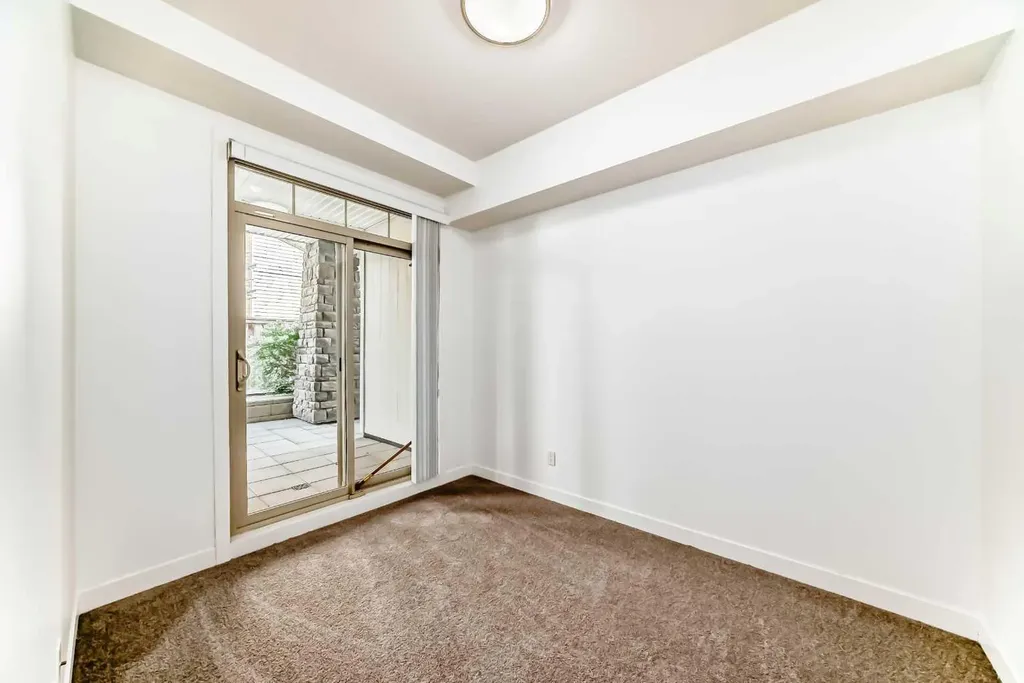 22 Auburn Bay Link SE Calgary AB T3M 1Z8
