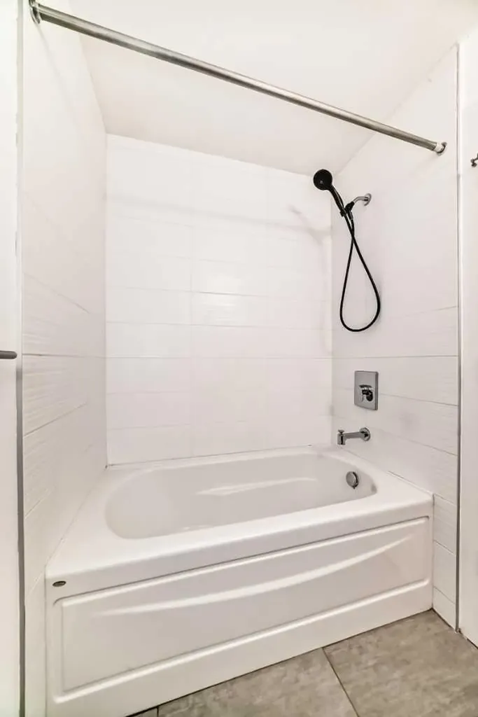 22 Auburn Bay Link SE Calgary AB T3M 1Z8