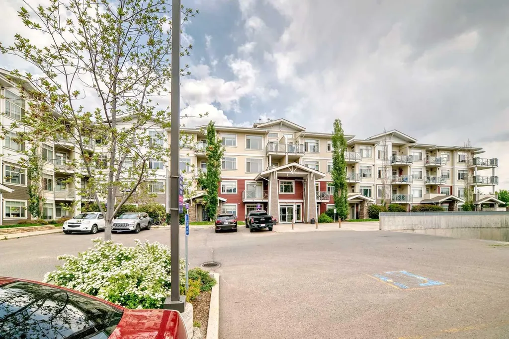 22 Auburn Bay Link SE Calgary AB T3M 1Z8