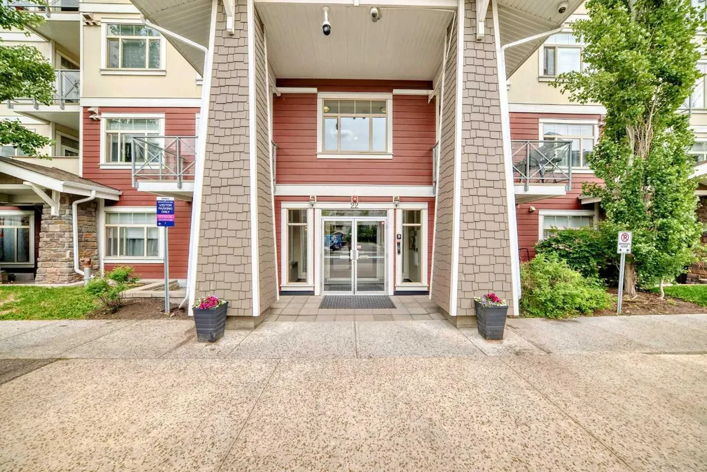 22 Auburn Bay Link SE Calgary AB T3M 1Z8