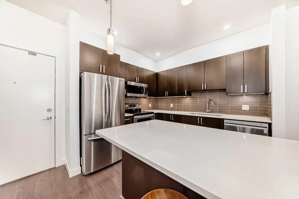 22 Auburn Bay Link SE Calgary AB T3M 1Z8