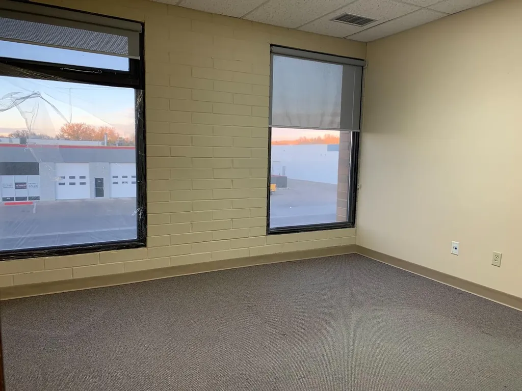 941 South Railway Street SE Medicine Hat AB T1A 2W3