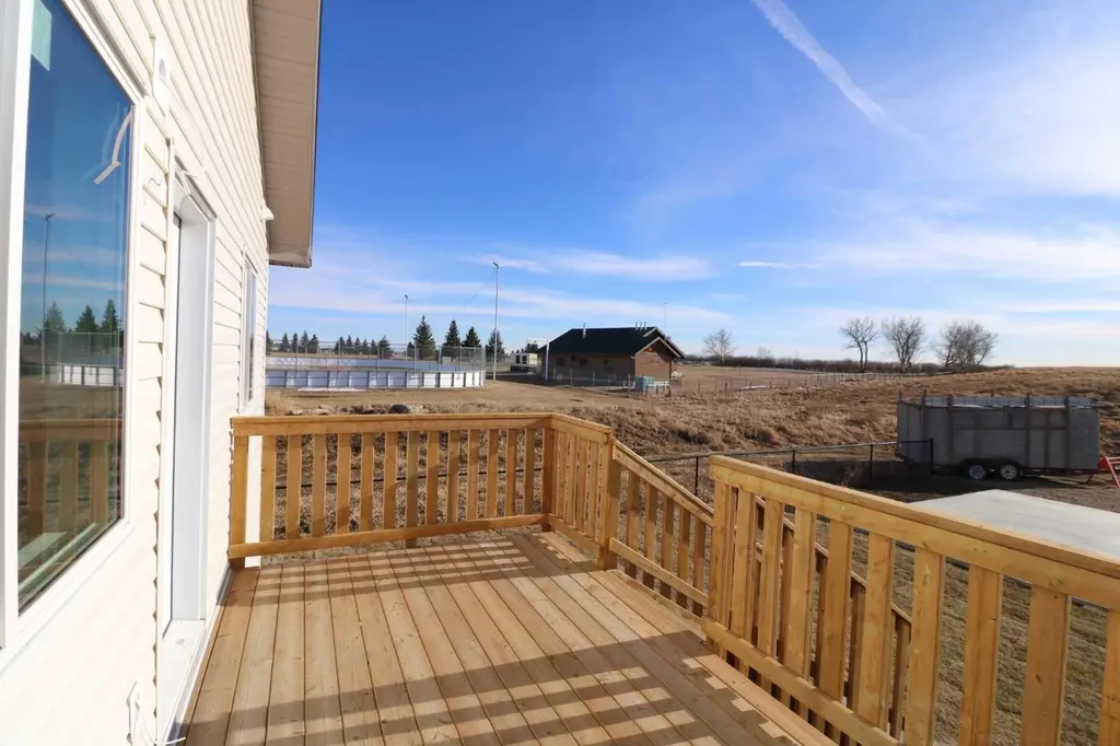 447 Henricks Drive Irricana AB T0M 1B0
