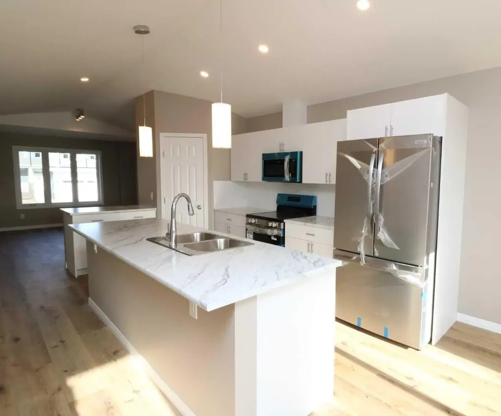 447 Henricks Drive Irricana AB T0M 1B0