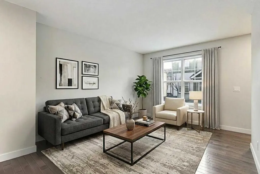 1022 Mckenzie Towne Villas SE Calgary AB T2Z 1E4