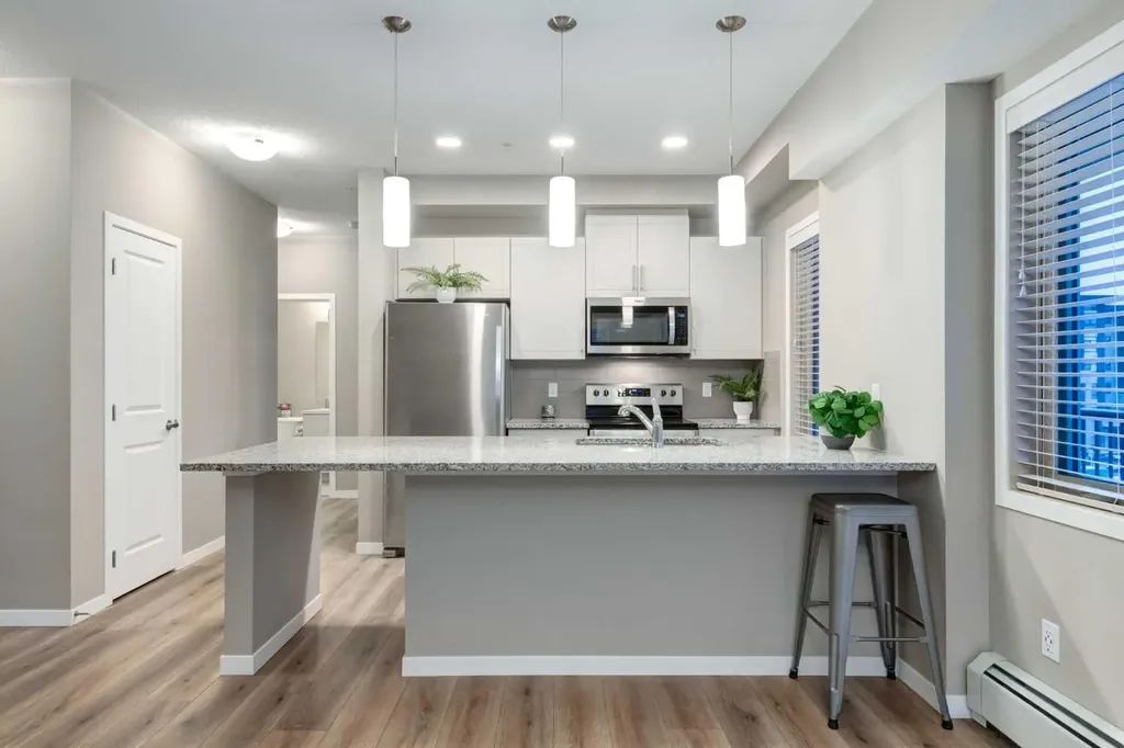 30 Mahogany Mews SE Calgary AB T3M 3H4