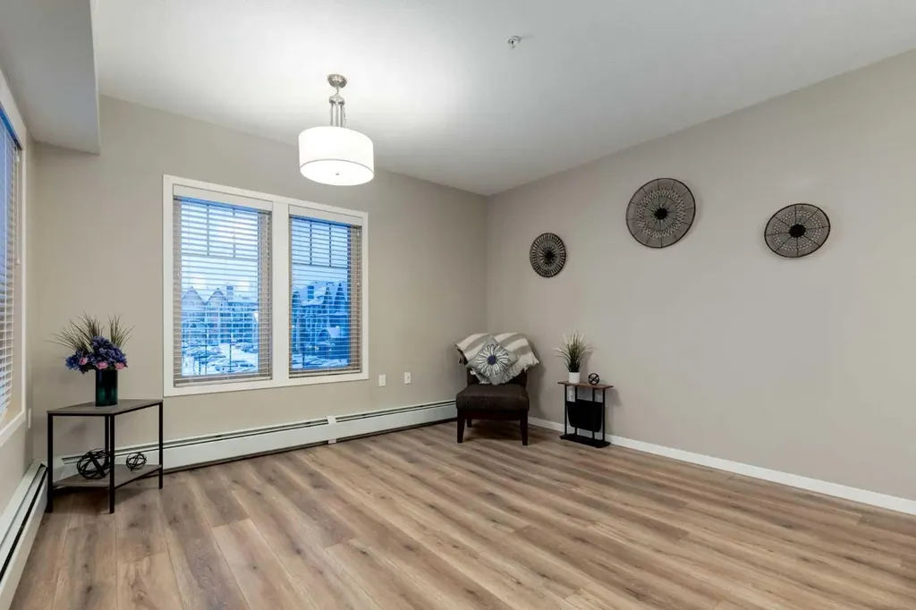30 Mahogany Mews SE Calgary AB T3M 3H4