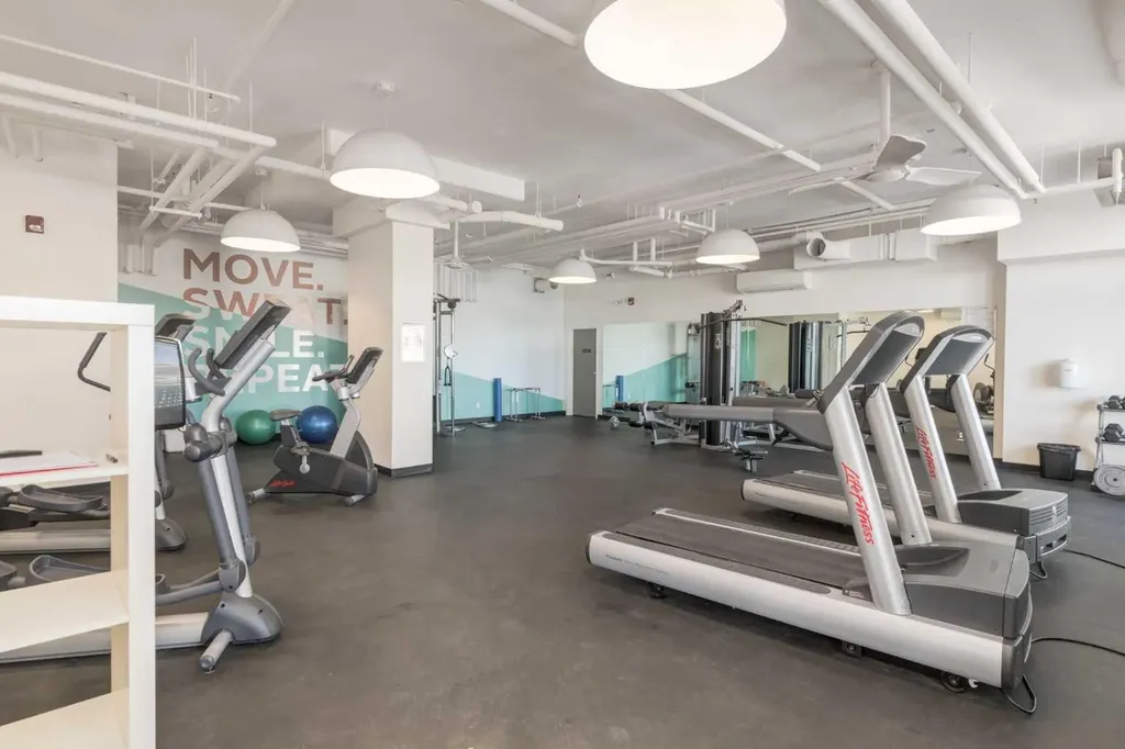 30 Mahogany Mews SE Calgary AB T3M 3H4