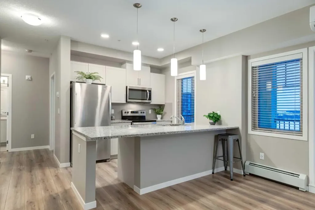 30 Mahogany Mews SE Calgary AB T3M 3H4