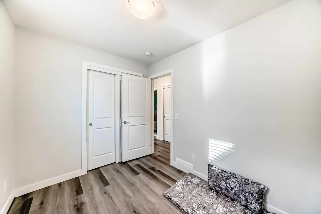 30 Evanscrest Park NW Calgary AB T3P 1R3