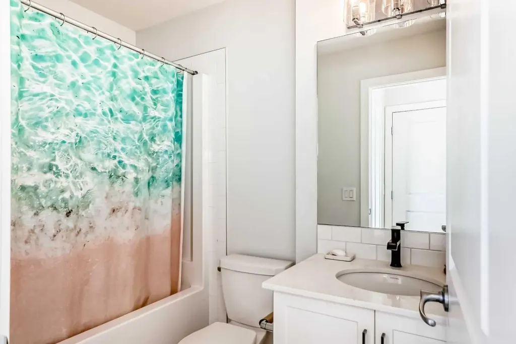 30 Evanscrest Park NW Calgary AB T3P 1R3