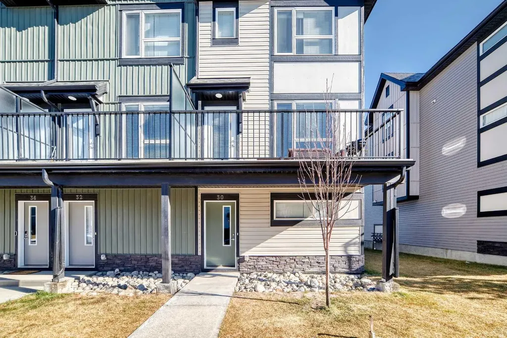 30 Evanscrest Park NW Calgary AB T3P 1R3